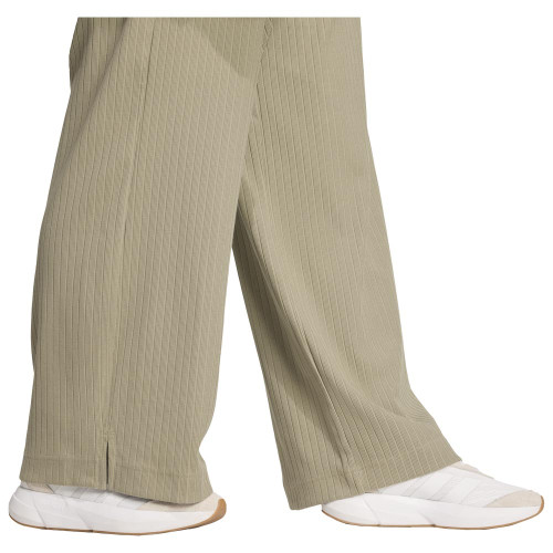 Adidas Γυναικείο παντελόνι φόρμας ALL SZN Winterized Wide-Leg Pants